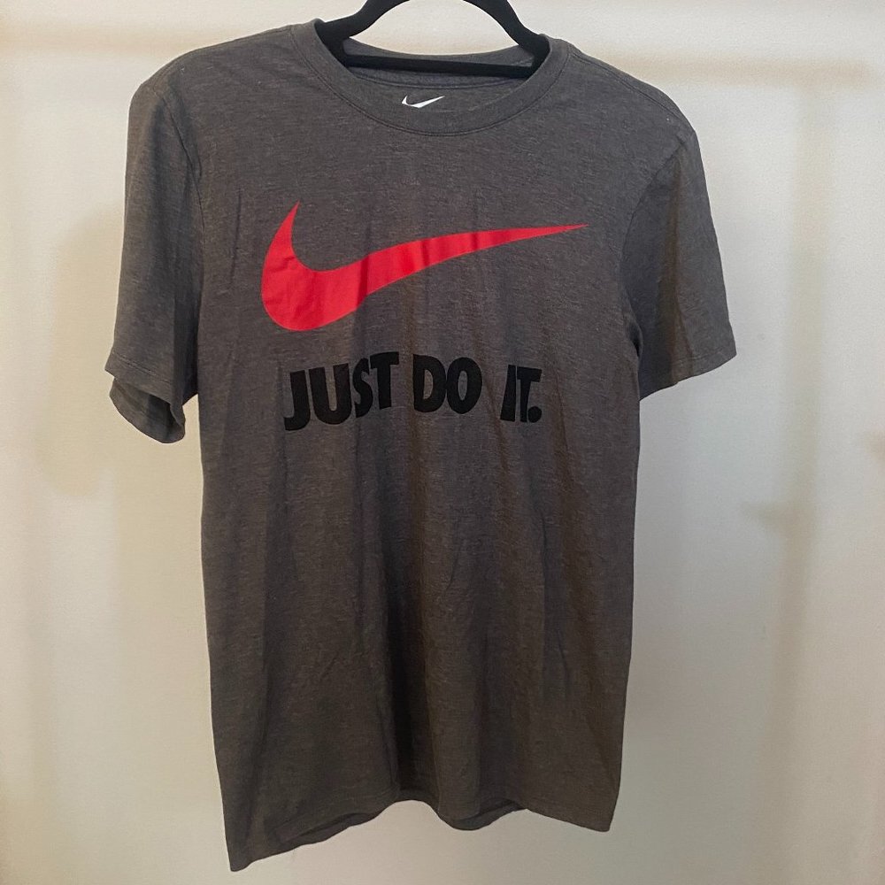 Nike T-Shirt